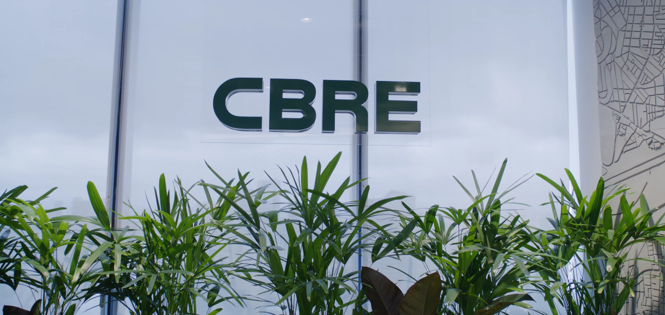 Salas inteligentes na CBRE: como modernizamos o escritório da empresa líder global em serviços imobiliários